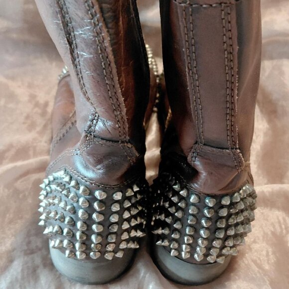 Steve Madden Tarnney Brown Leather Studded Combat Boot - Picture 6 of 6